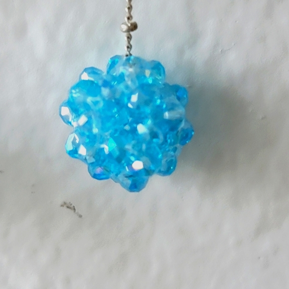 Dangle Cluster Earrings - Picture 3 of 3